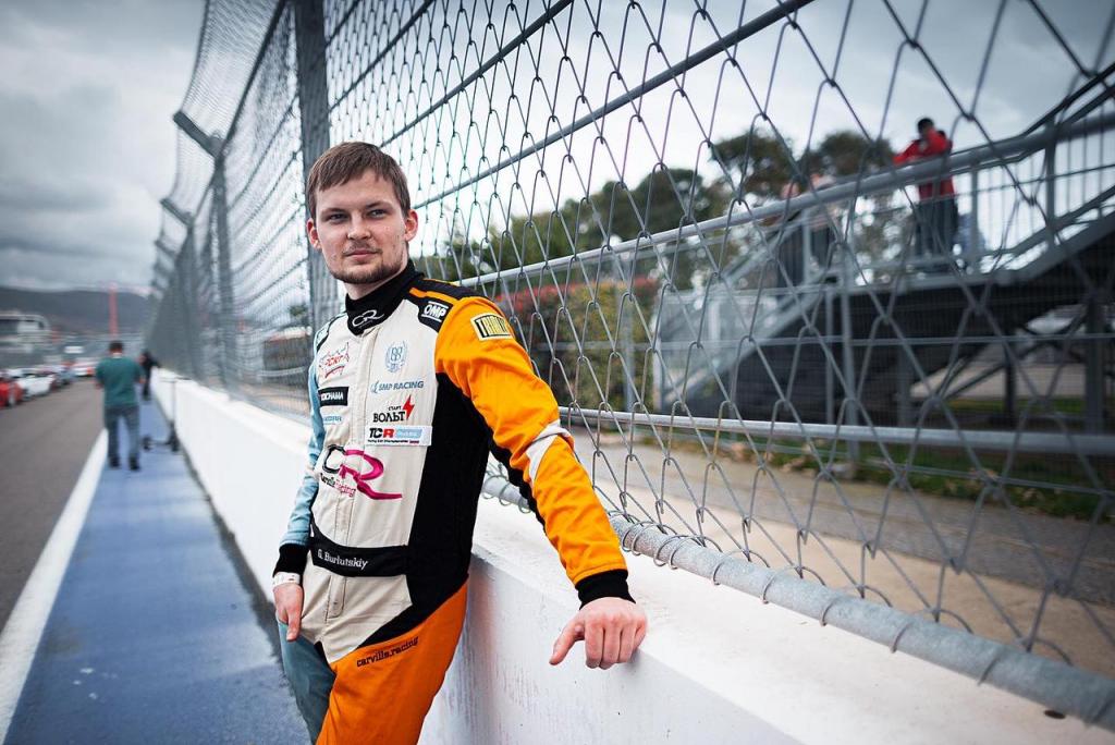 1 Григорий Бурлуцкий Carville Racing.jpg
